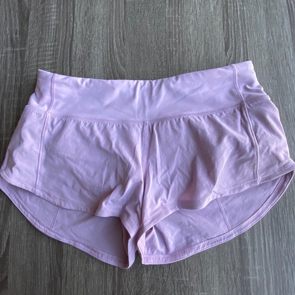 lululemon athletica Pants - Lululemon Speed Up Short (Size 4)